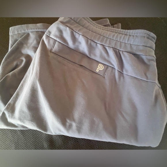 Grey public rec shorts - Picture 1 of 4